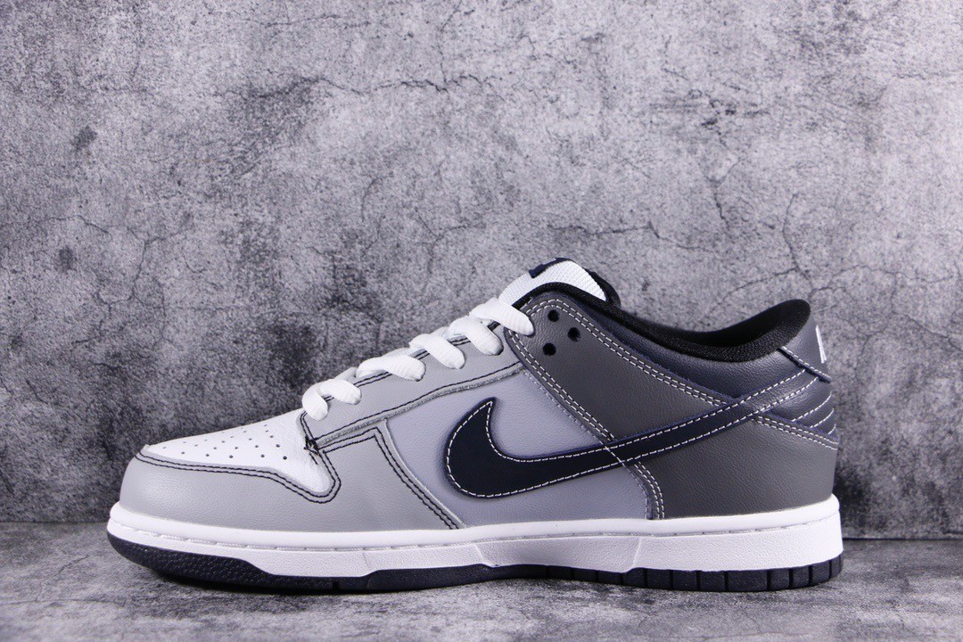 nike dunk eclipse