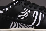 Quartersnacks x Dunk Low SB Little Debbie’s Zebra Cakes