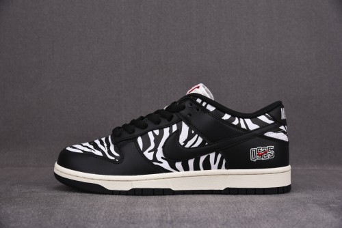 Quartersnacks x Dunk Low SB Little Debbie’s Zebra Cakes