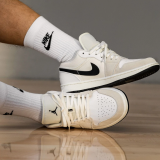 Jordan 1 Low Astrograbber