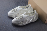 【Clearance】adidas Yeezy Foam RNNR Sand（US10）