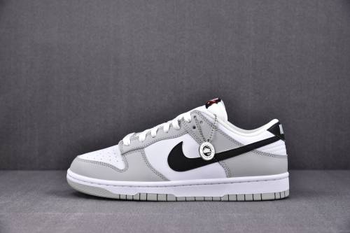 Nike Dunk Low SE Jackpot