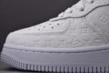 Nike Air Force 1 High Louis Vuitton Off-White Monogram Triple White (Be careful about the size!!)