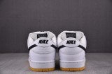Nike SB Dunk Low Pro White Gum
