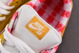 Nike SB Dunk Low Yellow Lobster