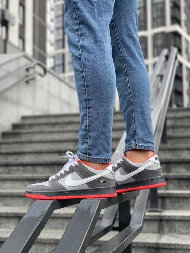 Nike SB Dunk Low Staple NYC Pigeon