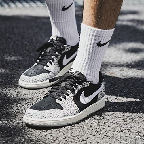 Jordan 1 Retro Low OG Black Cement