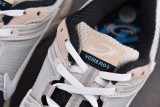 Nike Vomero 5 Supersonic Light Bone Black