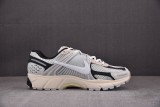 Nike Vomero 5 Supersonic Light Bone Black