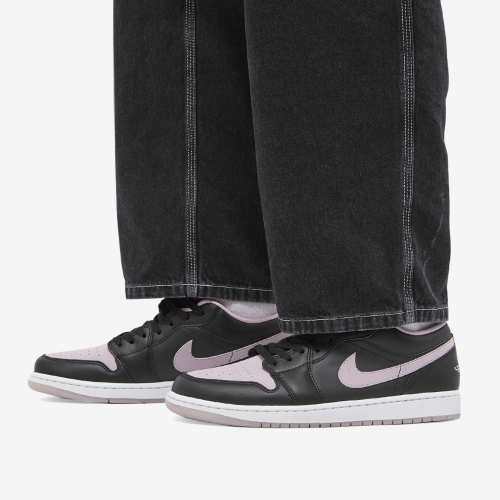Jordan 1 Low SE Black Iced Lilac (GS)