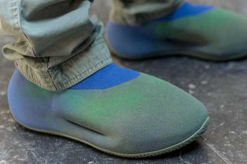 adidas Yeezy Knit RNR Faded Azure