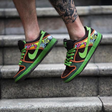 Nike SB Dunk Low De La Soul (2015)