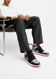 Jordan 1 Mid Bred Shadow（Black Cement）
