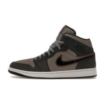 Jordan 1 Mid SE Night Stadium