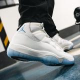 Jordan 11 Retro Legend Blue (2024)