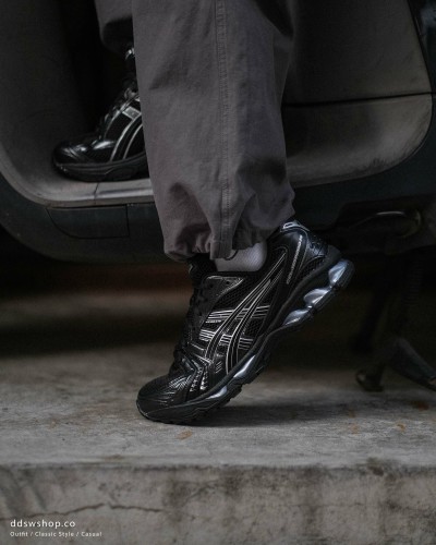ASICS Gel-Kayano 14 Black Graphite Grey