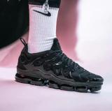 Nike Air VaporMax Plus Triple Black