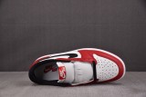 Air Jordan 1 Retro Low OG Chicago