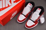 Travis Scott x Air Jordan 1 High  Chicago 