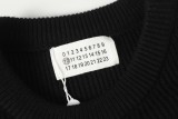 MM6 Maison Margiela Four-Point Logo Round Neck Sweater 251126
