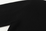 MM6 Maison Margiela Four-Point Logo Round Neck Sweater 251126