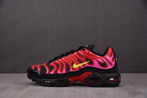 Nike Air Max Plus Supreme University Red