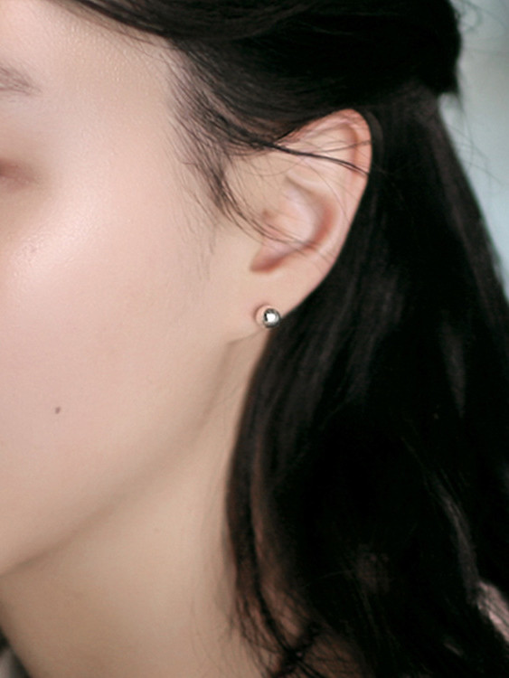 Sterling silver simple mini bean earrings