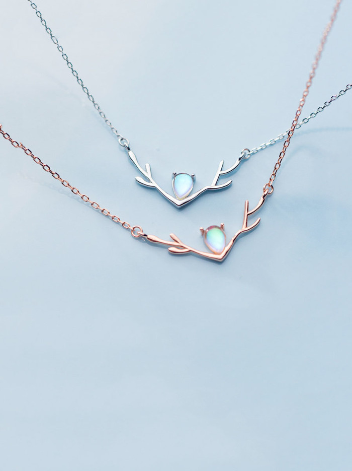 925 Sterling Silver With Platinum Plated Cute Antlers Heart Necklaces