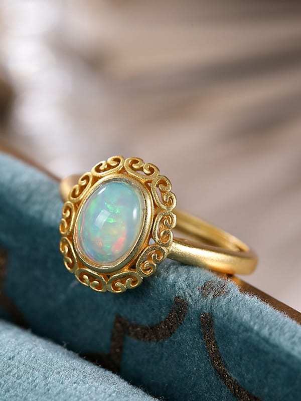 925 Sterling Silver Opal Oval Vintage Band Ring