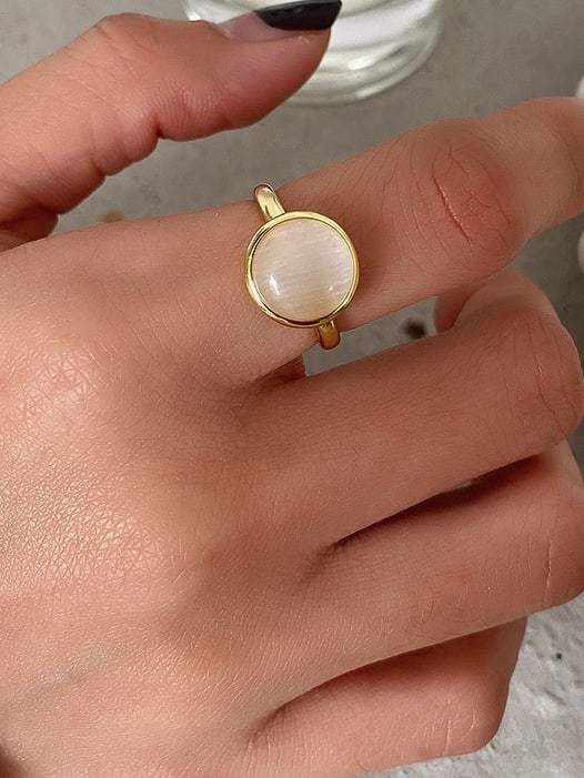 925 Sterling Silver Cats Eye Round Minimalist Band Ring