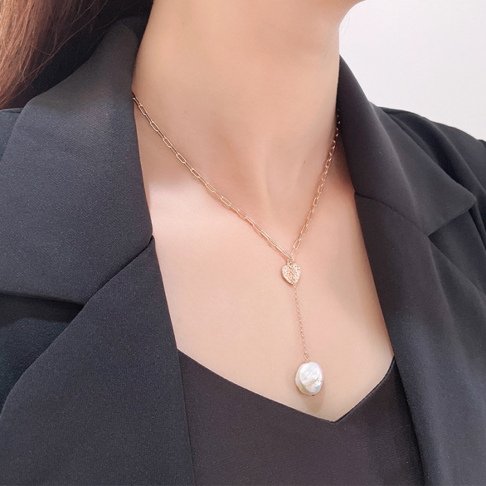S925 Silver Baroque Pearl Love Shape Crumpled Pendant Chain Necklace