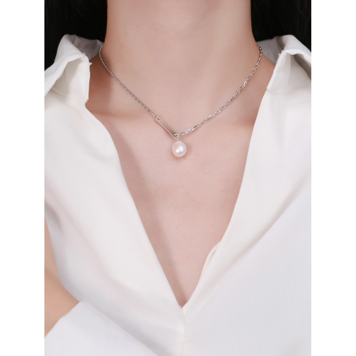 925 Sterling Silver Symmetric Lock Bone Fresh Water Pearl Collar Necklaces
