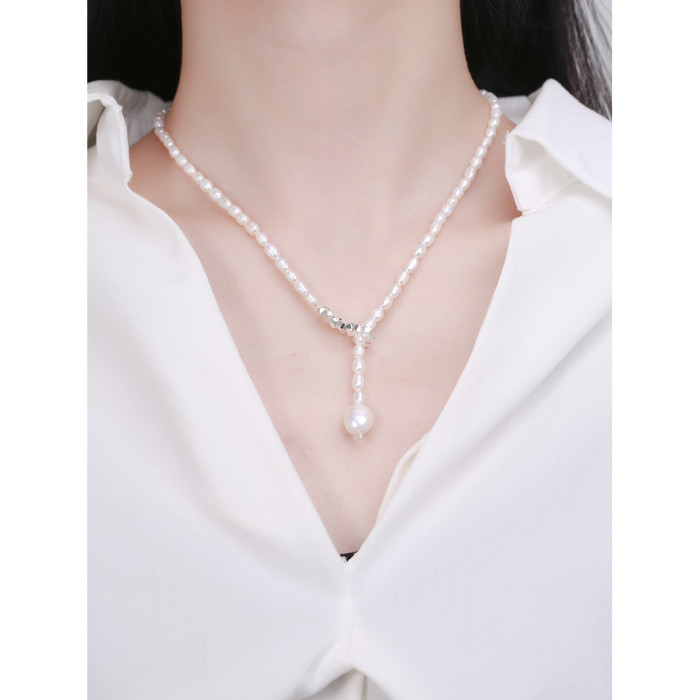 925 Sterling Silver Hanging Pendant Niche Design Sense Lock Bone Simple Fresh Water Pearl Collar Necklaces