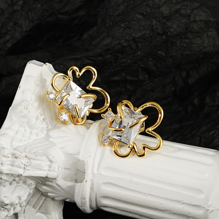 Earrings Women Niche Design Fashion 18K Gold Plated Zircon Earrings Style Versatile Light Luxury Autumn Winter Earrings