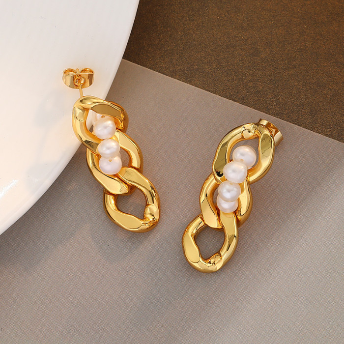 Natural Pearl Earrings Women'S Fashion Niche Design Earrings French Light Luxury Style Earrings