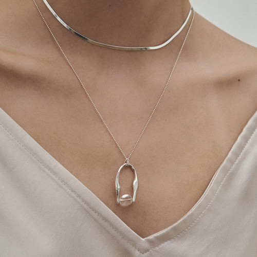 Pearl Necklace Women Retro U-Shaped Pendant Collarbone Chain Personality Exaggeration Characteristic Crystal Bead Design Necklace