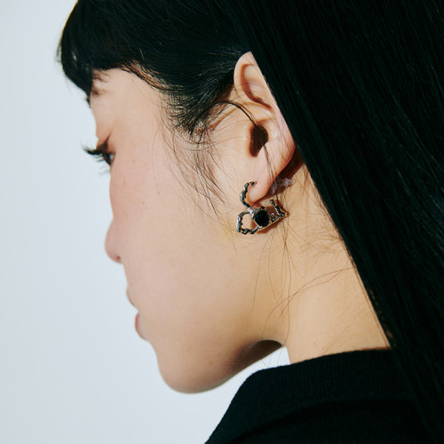 Love Earrings Women 2022 Fashion Earrings Personalized Versatile Light Luxury Niche Design Earrings