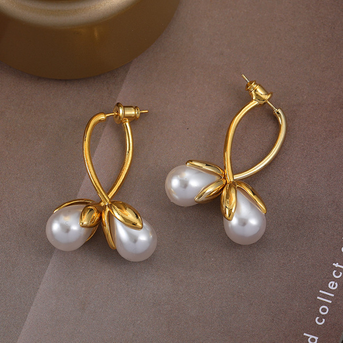 Pearl Earrings Women Niche Design Simple And Exquisite Earrings Style Versatile Light Luxury Fashion Earrings