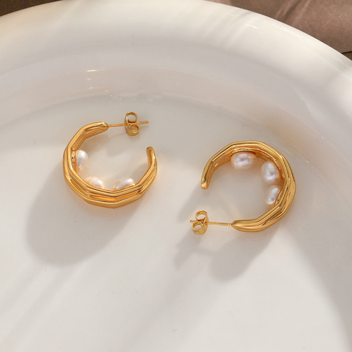 Natural Pearl Earrings Women Circle Fashion Style Personality 18K Gold Plated Earrings Retro Versatile Light Luxury Earrings
