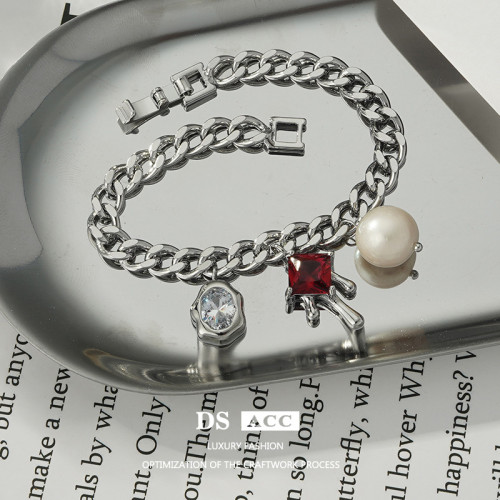 Diamond Wax Dropping Bracelet Women Natural Pearl Accessories Versatile Cool Wind Niche Design Fashion Jewelry