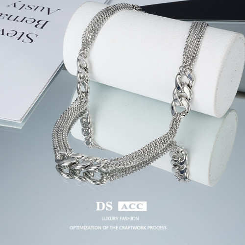 Cuban Necklace Women Cool Style Light Luxury Style Versatile Collarbone Chain Niche Design Metal Silver Accessories