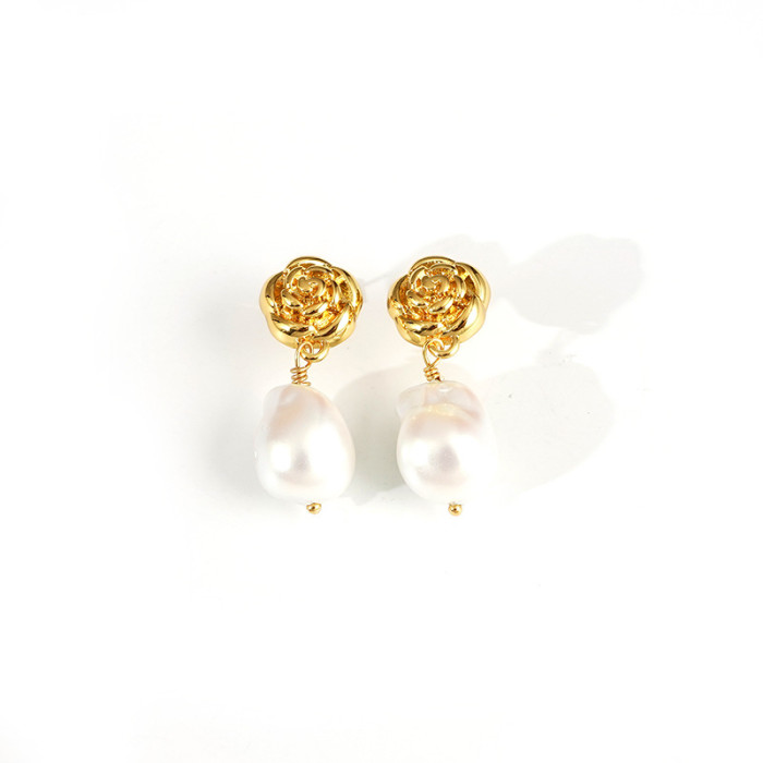 Pearl Earrings Women'S Fashion Flower Earrings Exquisite And Versatile Light Luxury Style Niche Design Earrings