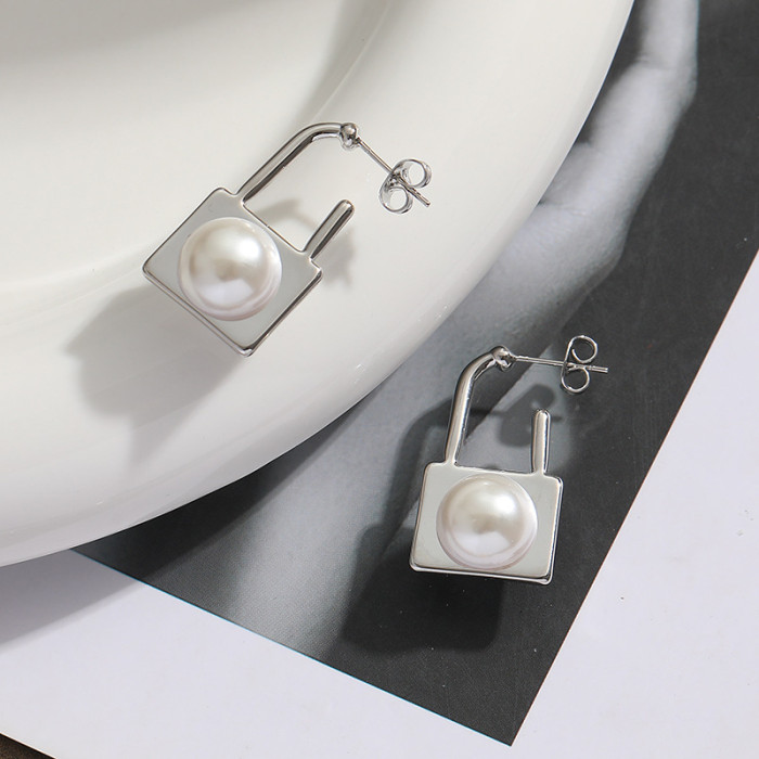 Pearl Earrings Women'S Light Luxury Style Earrings French Elegant Simple Niche Fashion Earrings