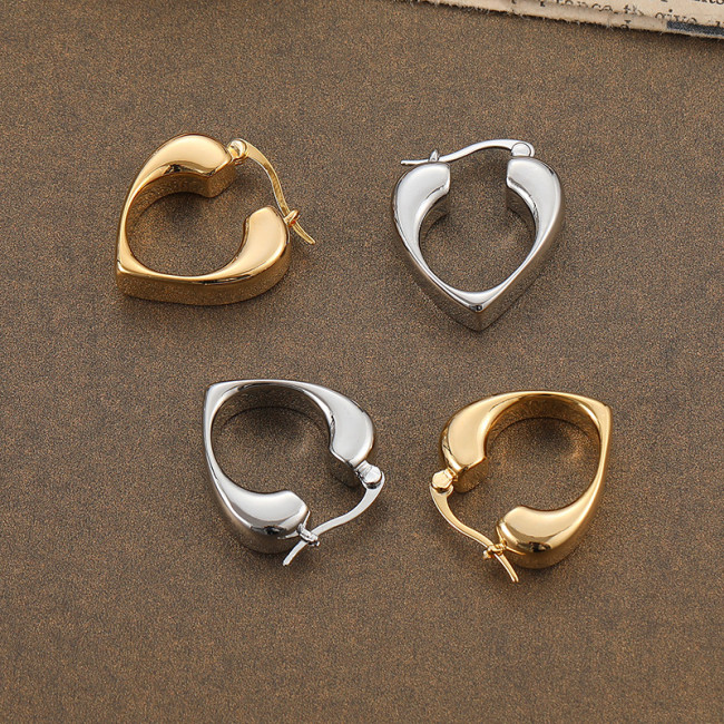 Love Earrings Women Niche Design Light Luxury Style Hollow Out Peach Heart Earrings Fashion Versatile Style Earrings