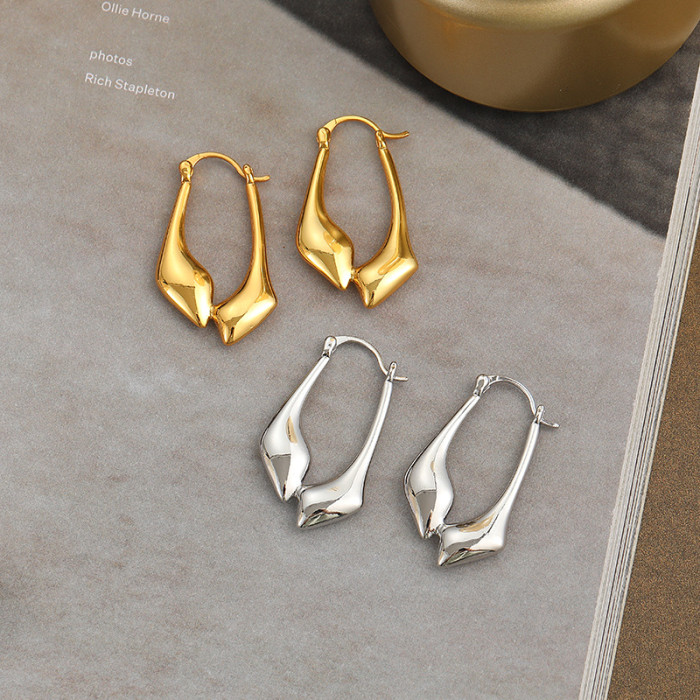 Light Luxury Earrings Women'S Fashion Cool Style Simple Earrings 18K Gold Plated French Elegant Style Versatile Earrings