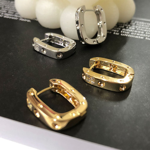 French Earrings Women Niche Design Light Luxury Simple Cool Wind U-Shaped Metal Zircon Earrings