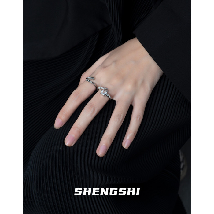 Unique Designer Simple Lava Texture Inlaid Square Zircon Open Female Ring