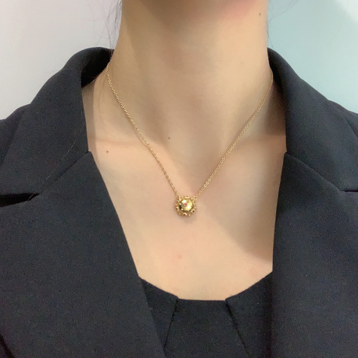 Popular Semicircular Necklace Women's Fashion Simple Diamond Necklace Small Exquisite Spherical Pendant Collarbone Necklace