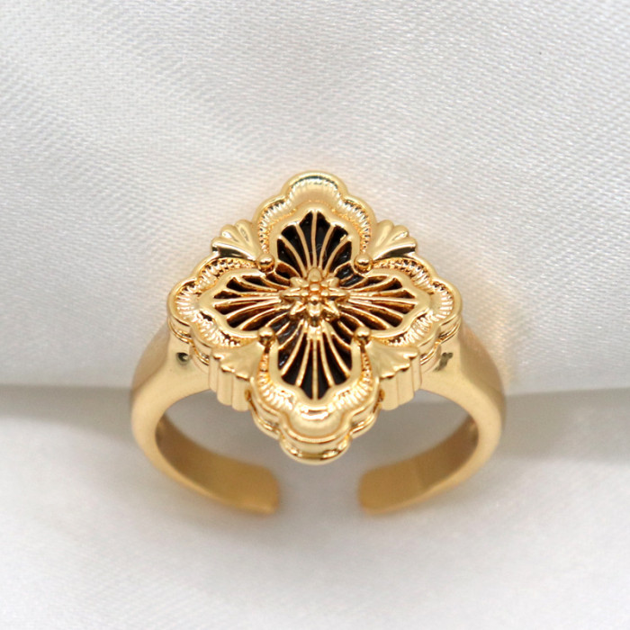 Italian Craft Brushed Clover Women's Ring White Fritillaria Vintage Hollow Pattern Open Ring