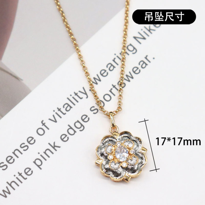 Italian Court Brushed Clover 18K Gold Necklace With Diamond Heart Petal Pendant Collarbone Chain
